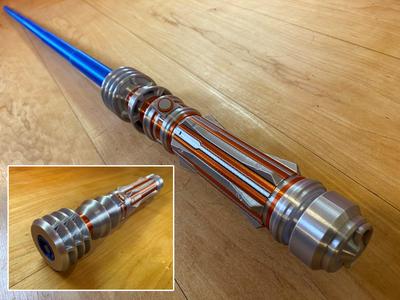 Leia's Replaceable Blade Lightsaber (Multi-Color)