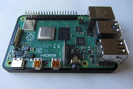 Raspberry Pi minimal tray