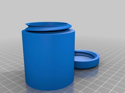 Simple lidded jar.