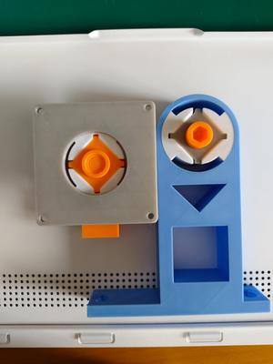 fully printable portable monitor stand(form HeLi DIY)