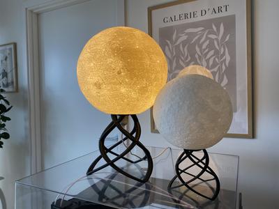 Enlarged Moon_Lamp-Base scaled 146%
