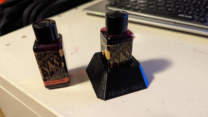 Handy Ink Bottle Support for Diamine 30ml Bottles V2