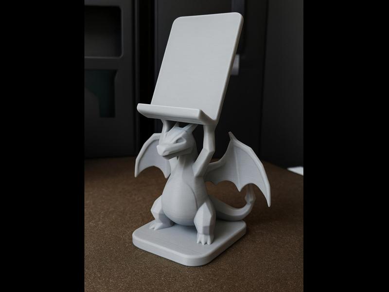 Charizard - Phone Stand