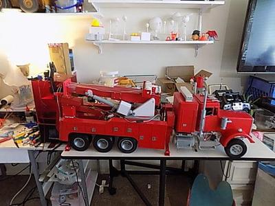 1/14 semi truck full function 50 ton rotator