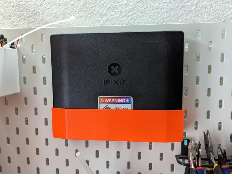 iFixit Manta Skadis holder