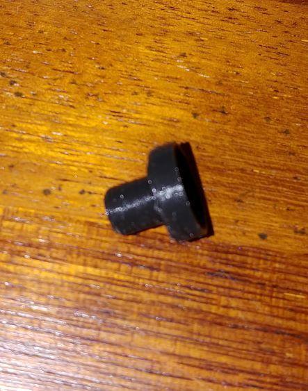Plastic snap button press plies socket
