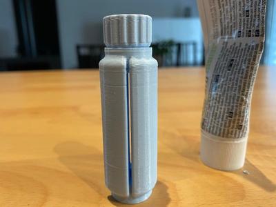 économiseur de dentifrice , tooth paste squeezer 