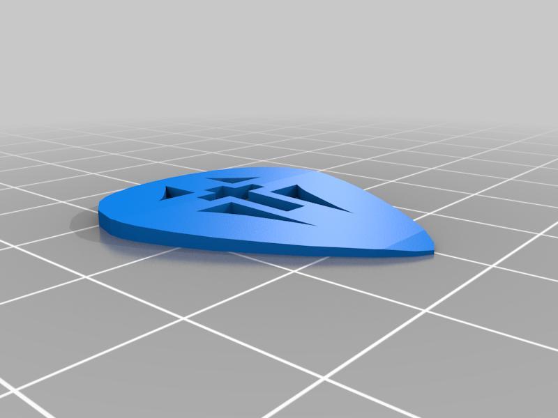Cross cutout guitar pick