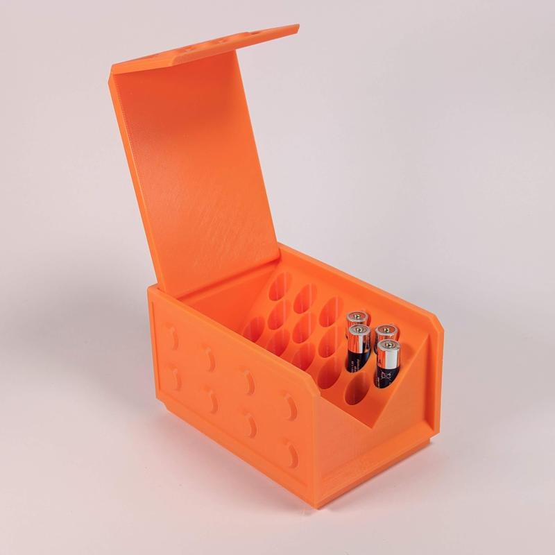 774 30AAA Battery Box