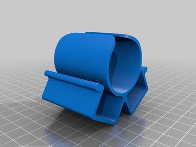 dual Cable management for multi-screen support (Ø35 mm)