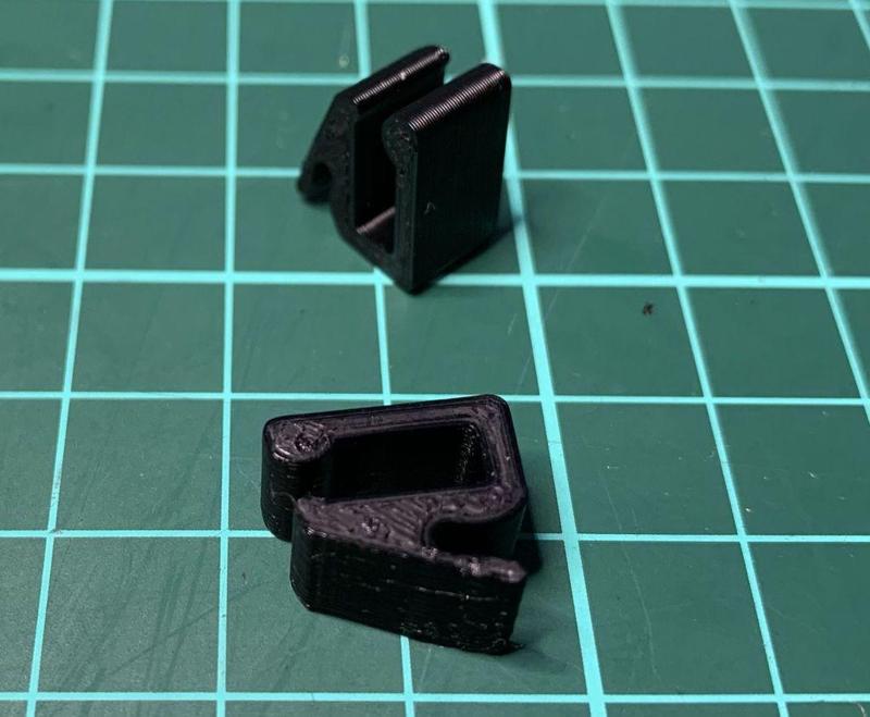 Square End Filament Clip 2