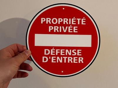 Door panel - Keep out