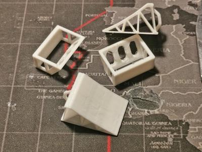 1:14 Wheel chock and holder (Different kind).