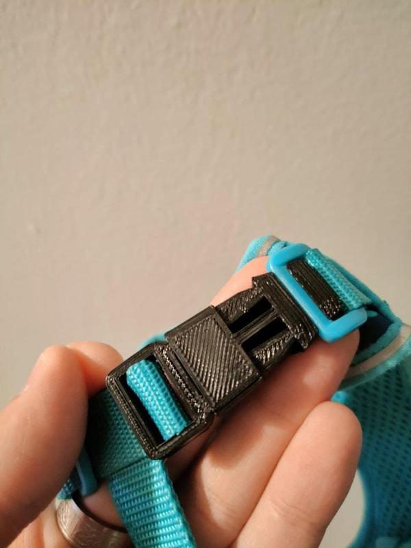 Compact strap buckle (originally for rcpets adventurer kitty harness)