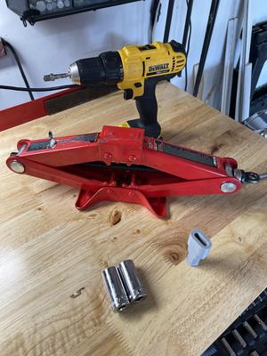 Scissor Jack Socket Adapter