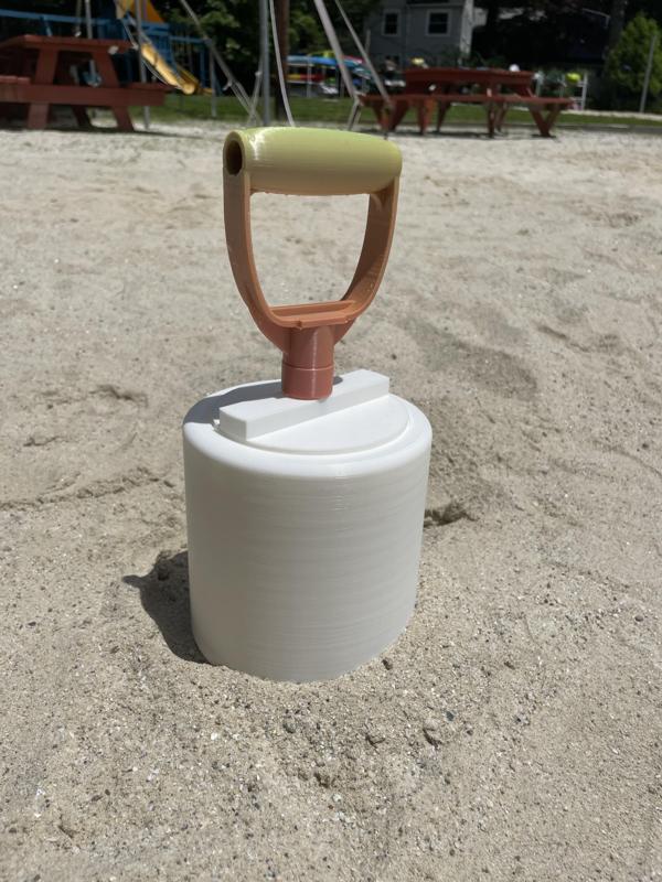 Hidden in plain sight valuables container