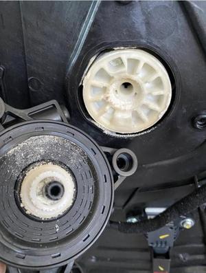 Hyundai Tucson window mechanism cable spool