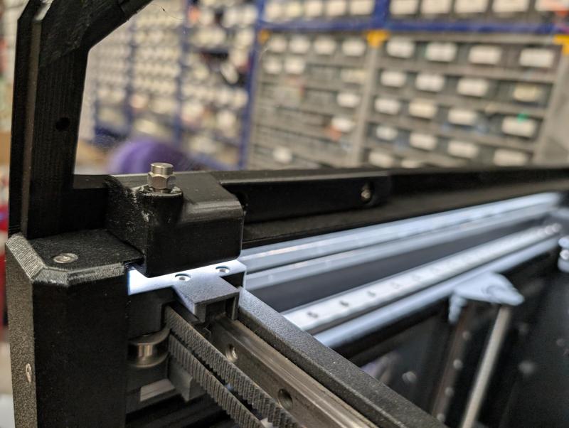 EnXLosure Top Rail Solid mount for nut mounting