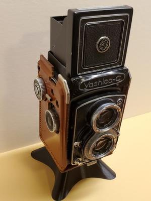 Camera Display Stand 01