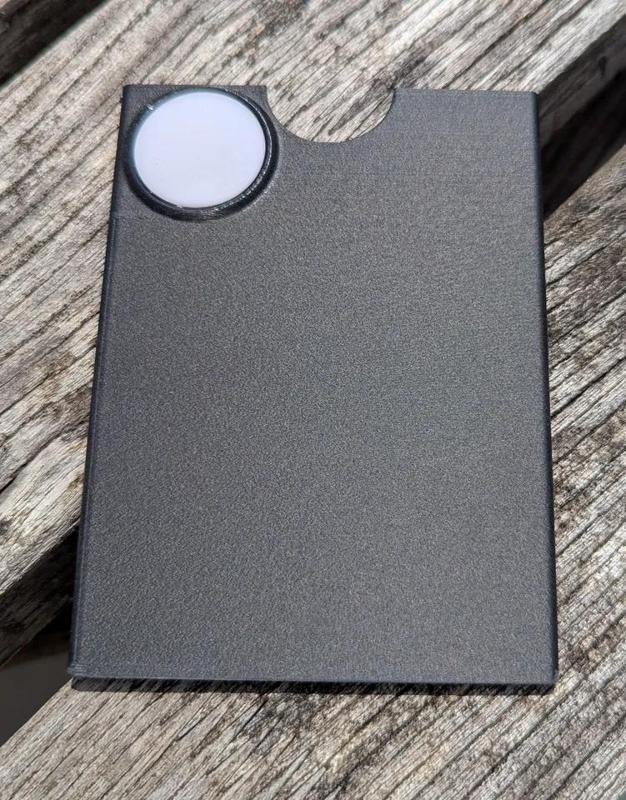 Fahrzeugscheinhülle with NFC tag   