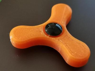 Tiny (40mm) fidget spinner