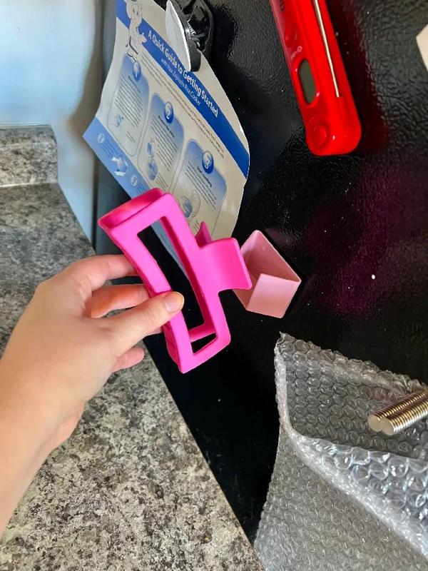 Jumbo Claw Clip Holder for Fridge   