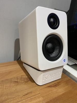 Kanto YU2 Speakers Stands