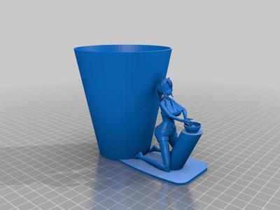 catgirl_pencil_holder