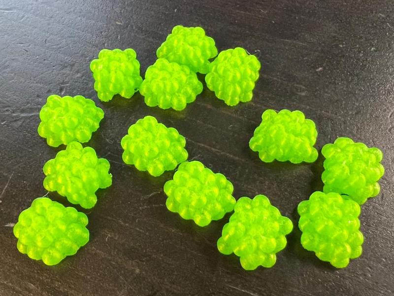 Tiny Caviar / Fish Eggs - made for Finspan