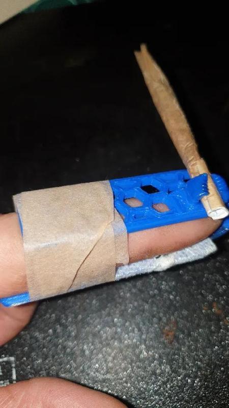 Finger Brace (splint) + Cigaret holder   