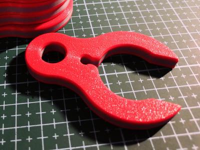 PET bottle hook 