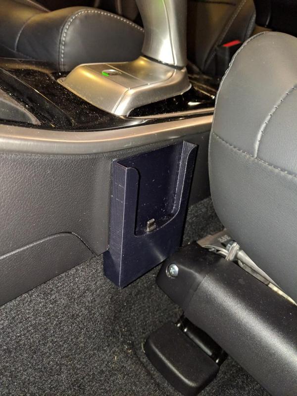 Hidden Cable Car Phone Dock