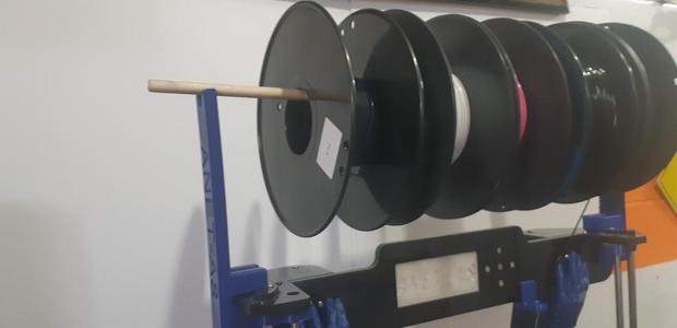 FILAMENT HOLDER