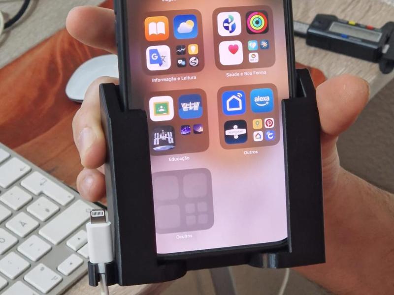 cell phone holder for motorhome