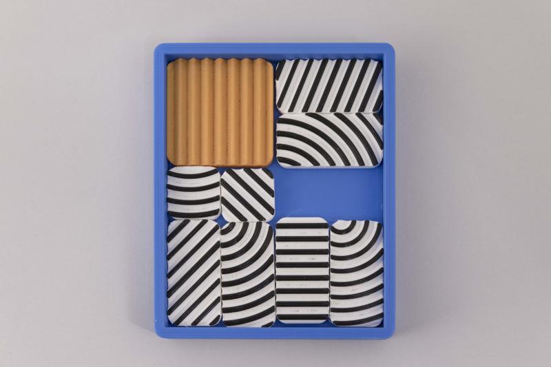 Straight Escape // Sliding Puzzle