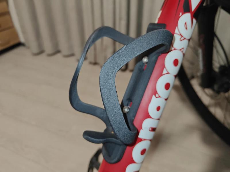 Bicycle Water Bottle Cage - Extended and Reinforced Base