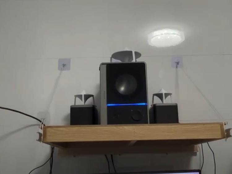 360-degree omnidirectional sound diffuser