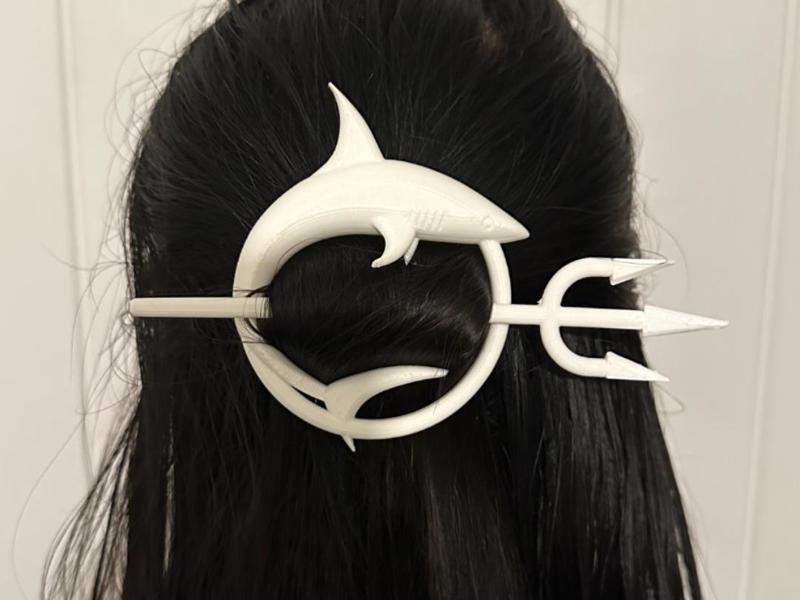 shark  hair pin