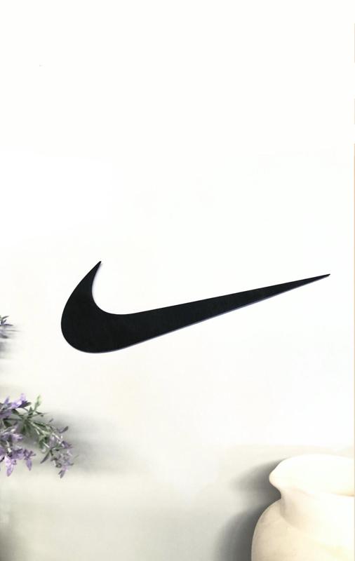 SWOOSH NIKE LOGO