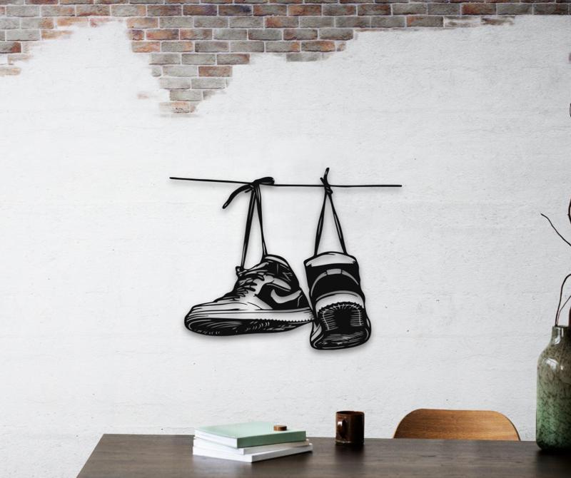 JORDAN'S HANGING SNEAKERS