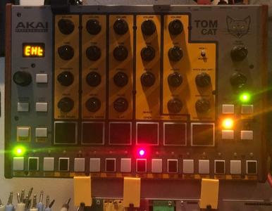 TipTop Audio Mantis Hat for Akai Rhythm Wolf and Tom Cat