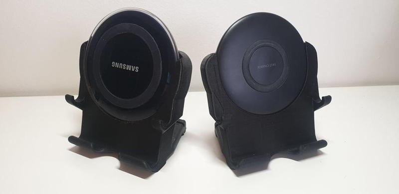 Holder for wireless Samsung Charger Landscape