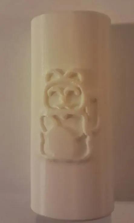 LUCKY CAT LIGHTER SLEEVE FOR BIC LIGHTERS   