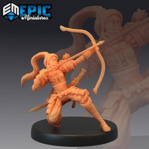 Samurai Female Archer / Japanese Dynasty Warrior / Bow & Arrow Woman