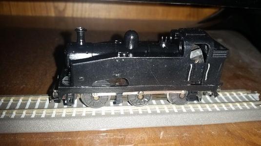 J50 LNER adaptation to TT scale for Tri-ang T90 mechanics
