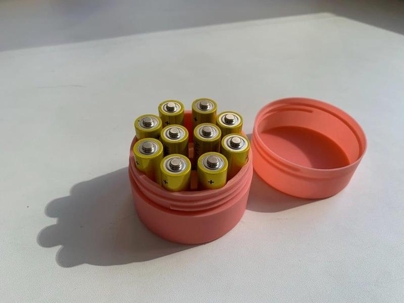 AA battery box