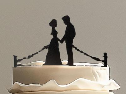 Wedding Cake Topper - Couple on Long Bridge