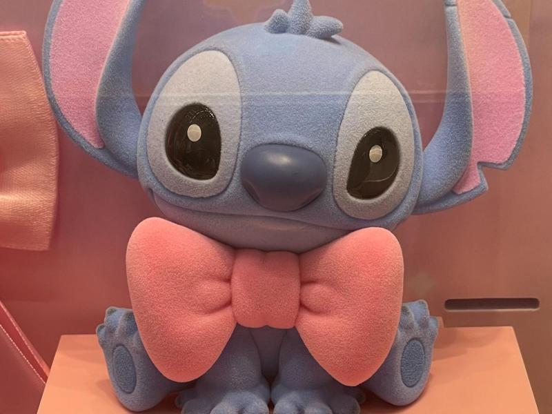 Bowknot Stitch Figurine Toy