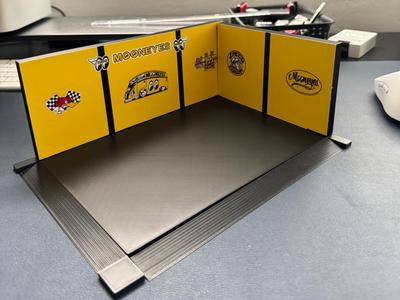 Plain Customizable Garage for 1:64 Scale Cars