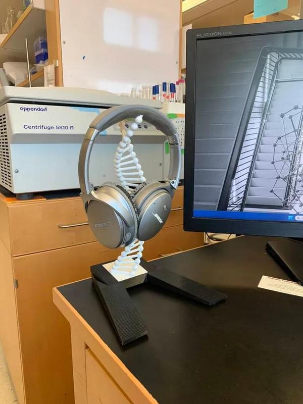 DNA Headphone Holder   